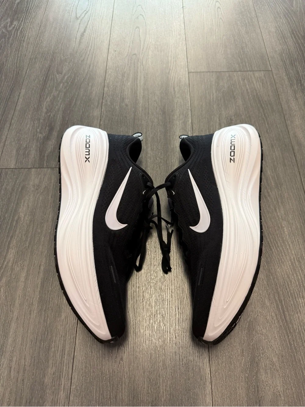 Men’s Size 14 WIDE Nike Vomero Plus Black White Wide Running Shoes IH3251-120